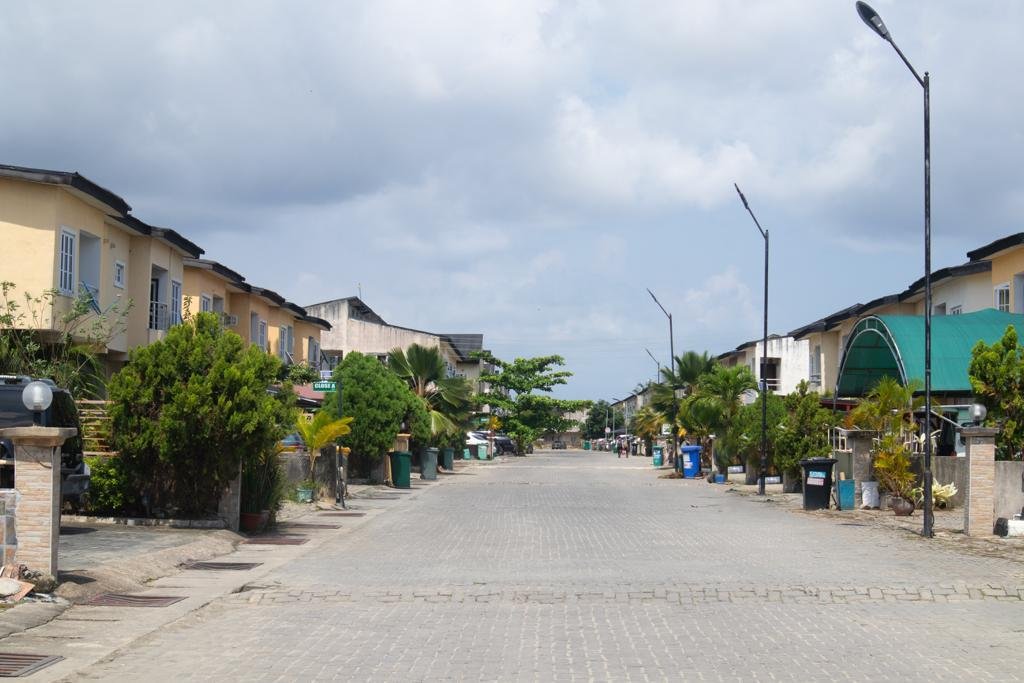 SalesVille Properties