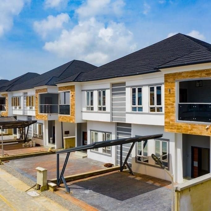 Ibeju-Lekki vs Lekki Phase 1 investment 
